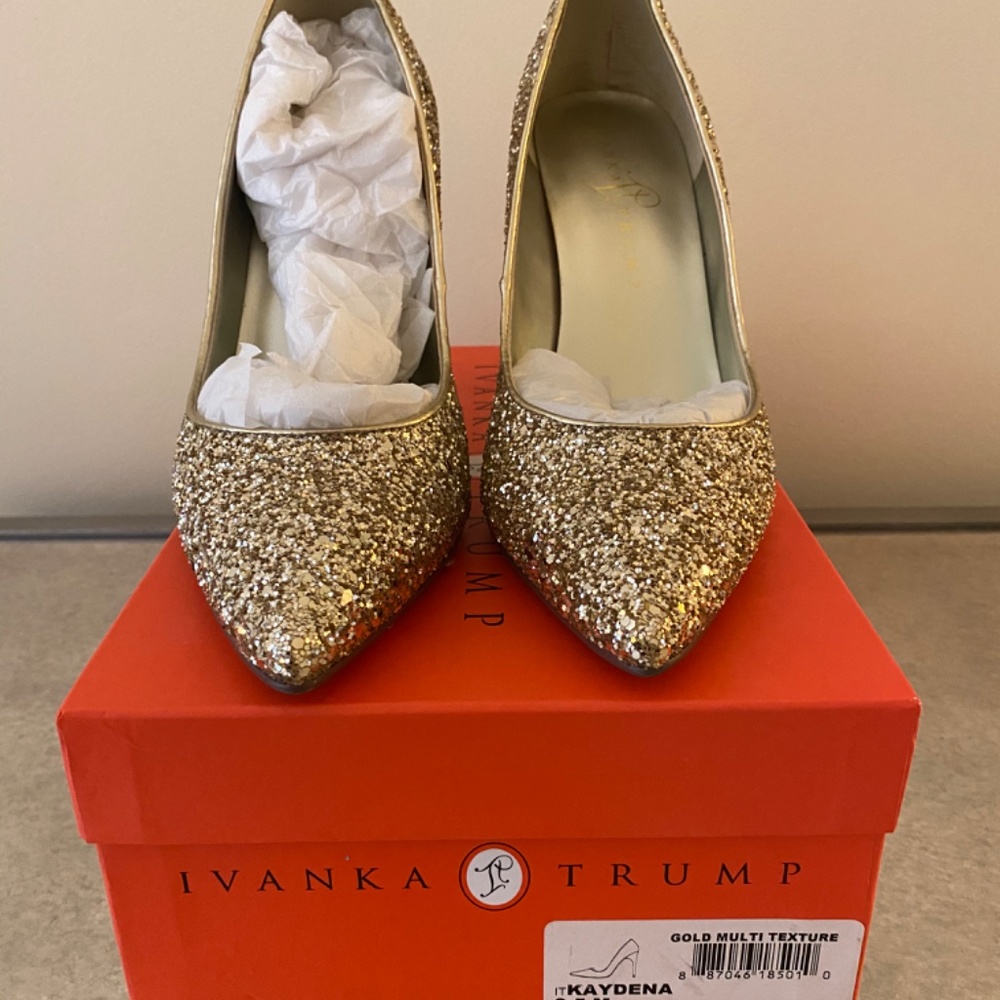 Ivanka Trump, Keydena Gold Glitter Stiletto & Clutch Set, Sz 9.5 - Picture 2 of 8